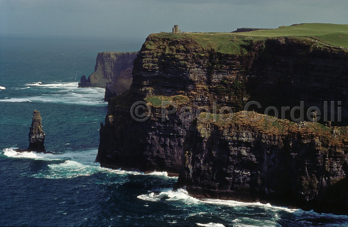 Cliffs of Moher, County Clare, Ireland
(cod:Ireland 01)